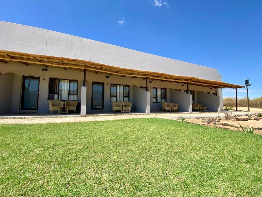 Brandberg White Lady Lodge Uis Exterior photo