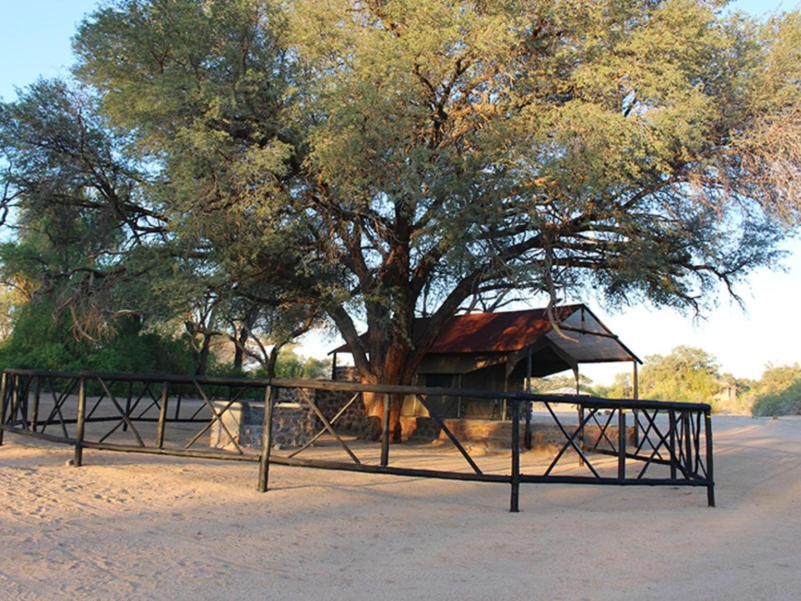 Brandberg White Lady Lodge Uis Exterior photo